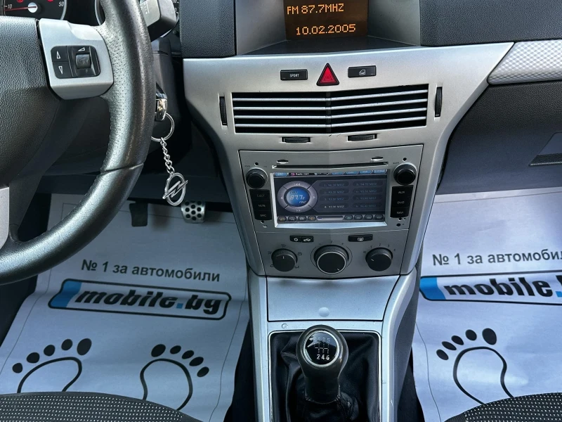 Opel Astra 1, 9 CDTI, снимка 12 - Автомобили и джипове - 49226005