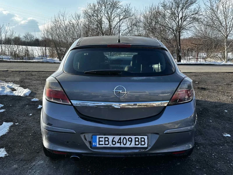 Opel Astra 1, 9 CDTI, снимка 6 - Автомобили и джипове - 49226005