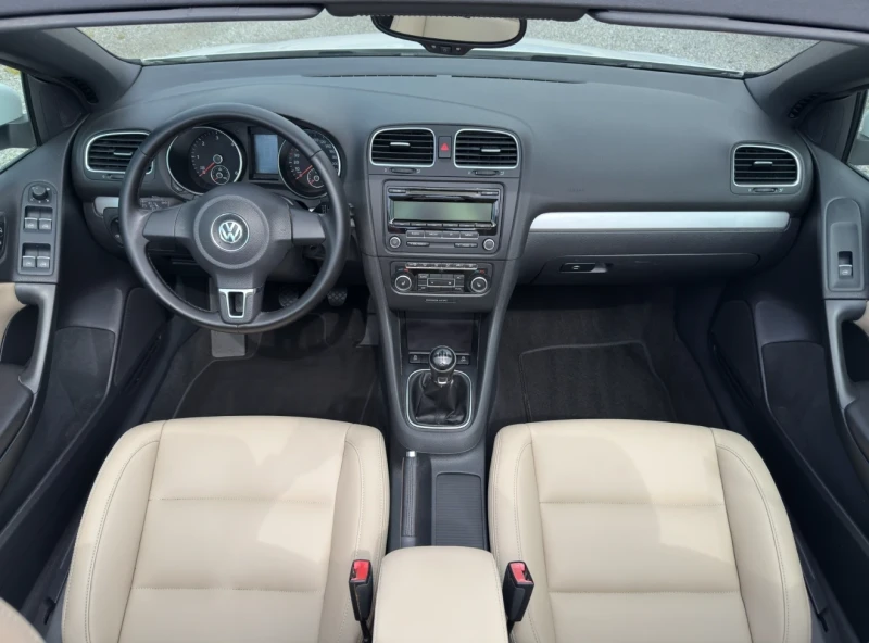 VW Golf 1.6TDi Кабрио, Климатроник, Кожен салон, Уникат!, снимка 8 - Автомобили и джипове - 50063108