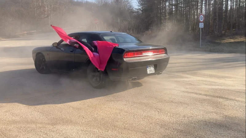 Dodge Challenger 3.6, снимка 6 - Автомобили и джипове - 52428563