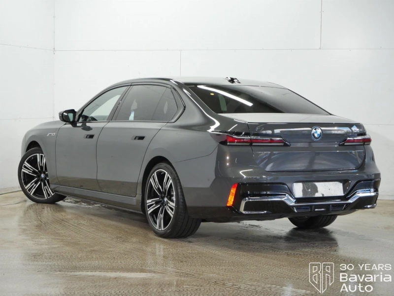 BMW i7 M70 xDrive, снимка 2 - Автомобили и джипове - 52669521