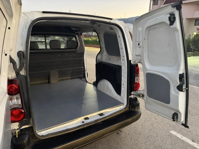 Citroen Berlingo 1.6 hdi, снимка 10 - Автомобили и джипове - 52799942