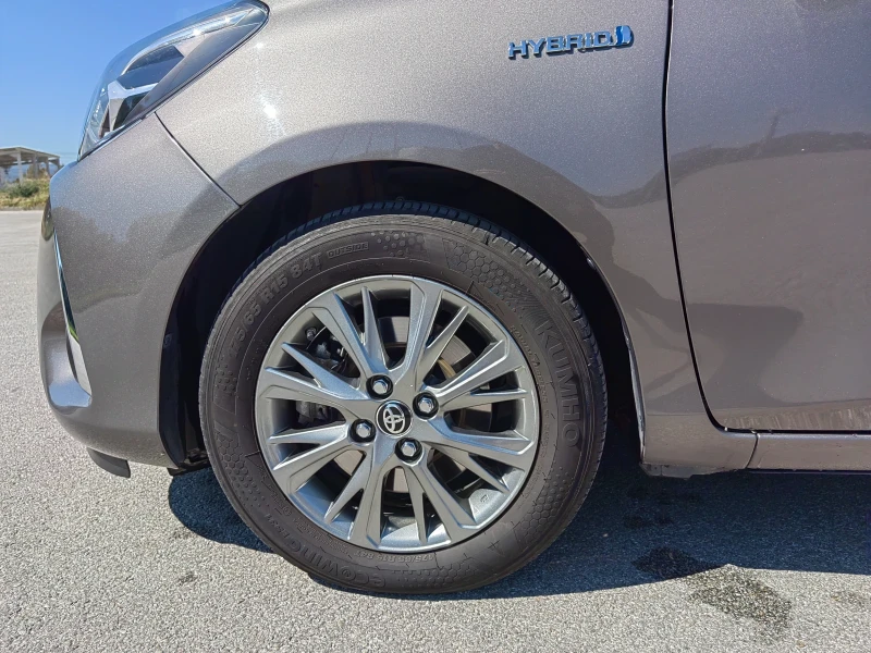 Toyota Yaris, снимка 7 - Автомобили и джипове - 53193543