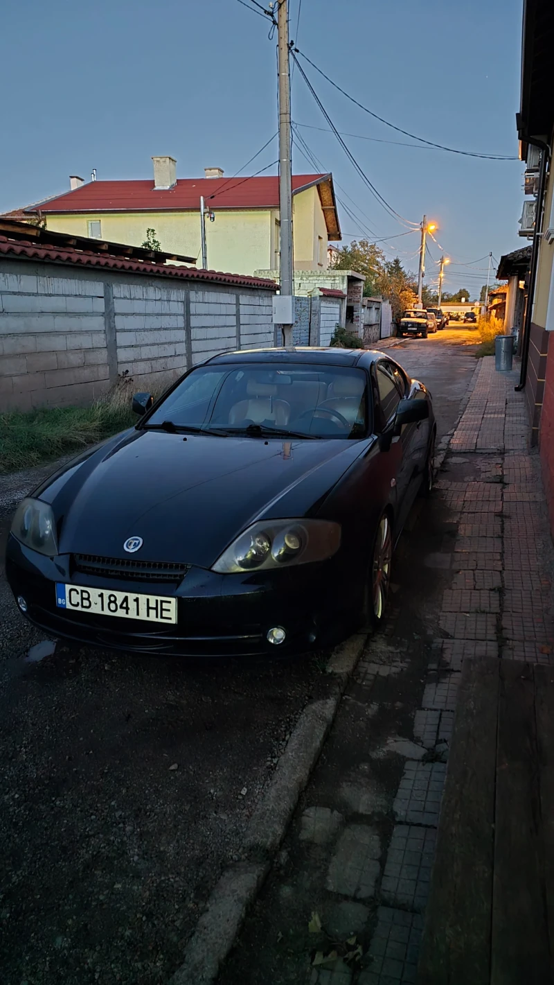Hyundai Coupe Tiburon v6 2.7 automatic 