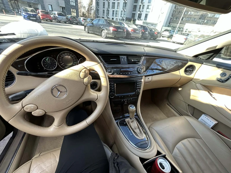 Mercedes-Benz CLS 320, снимка 8 - Автомобили и джипове - 53582856