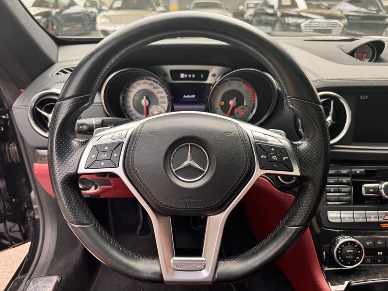 Mercedes-Benz SL  - изображение 9