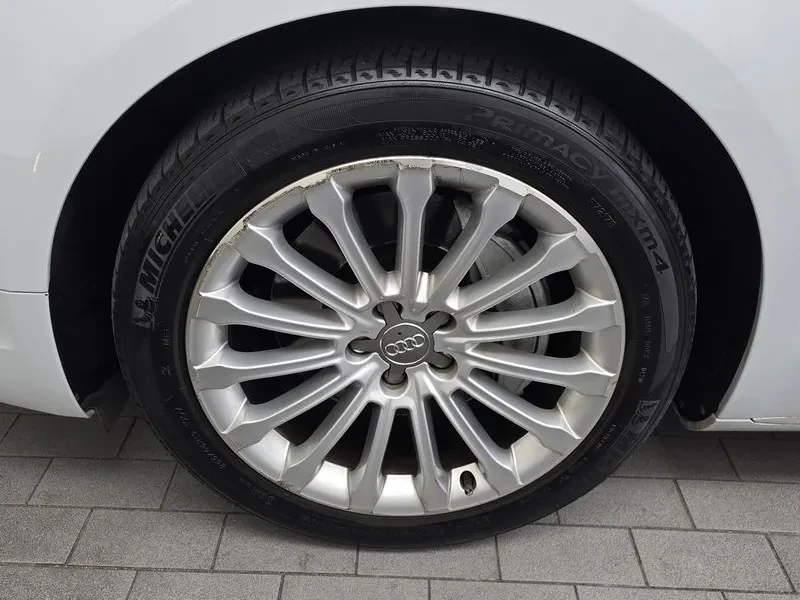 Audi A8  - изображение 5