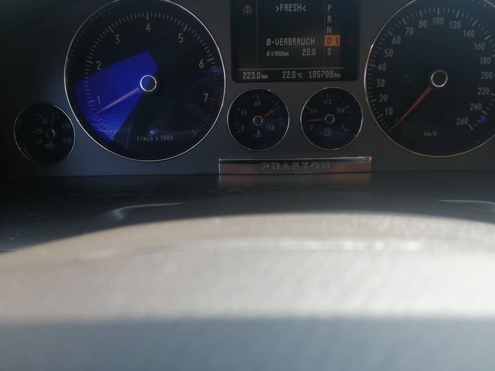 VW Phaeton | Mobile.bg   12