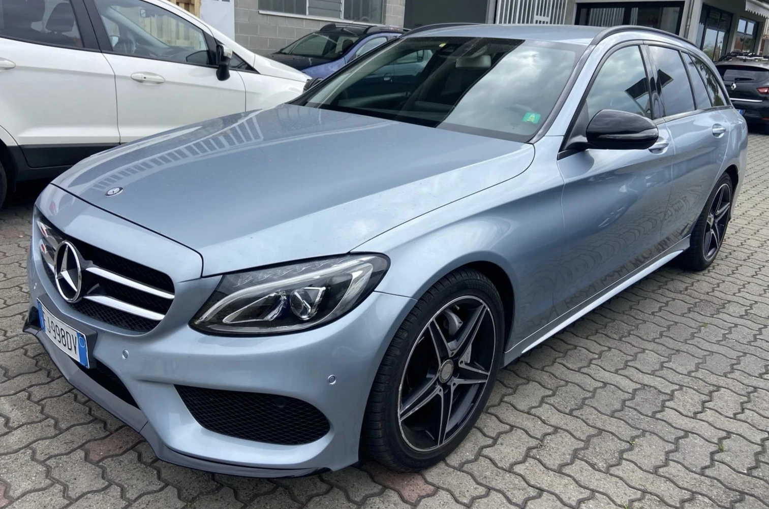 Mercedes-Benz C 220 AMG Пакет 2.2cdi 170к.с Автоматик 2017г - изображение 4