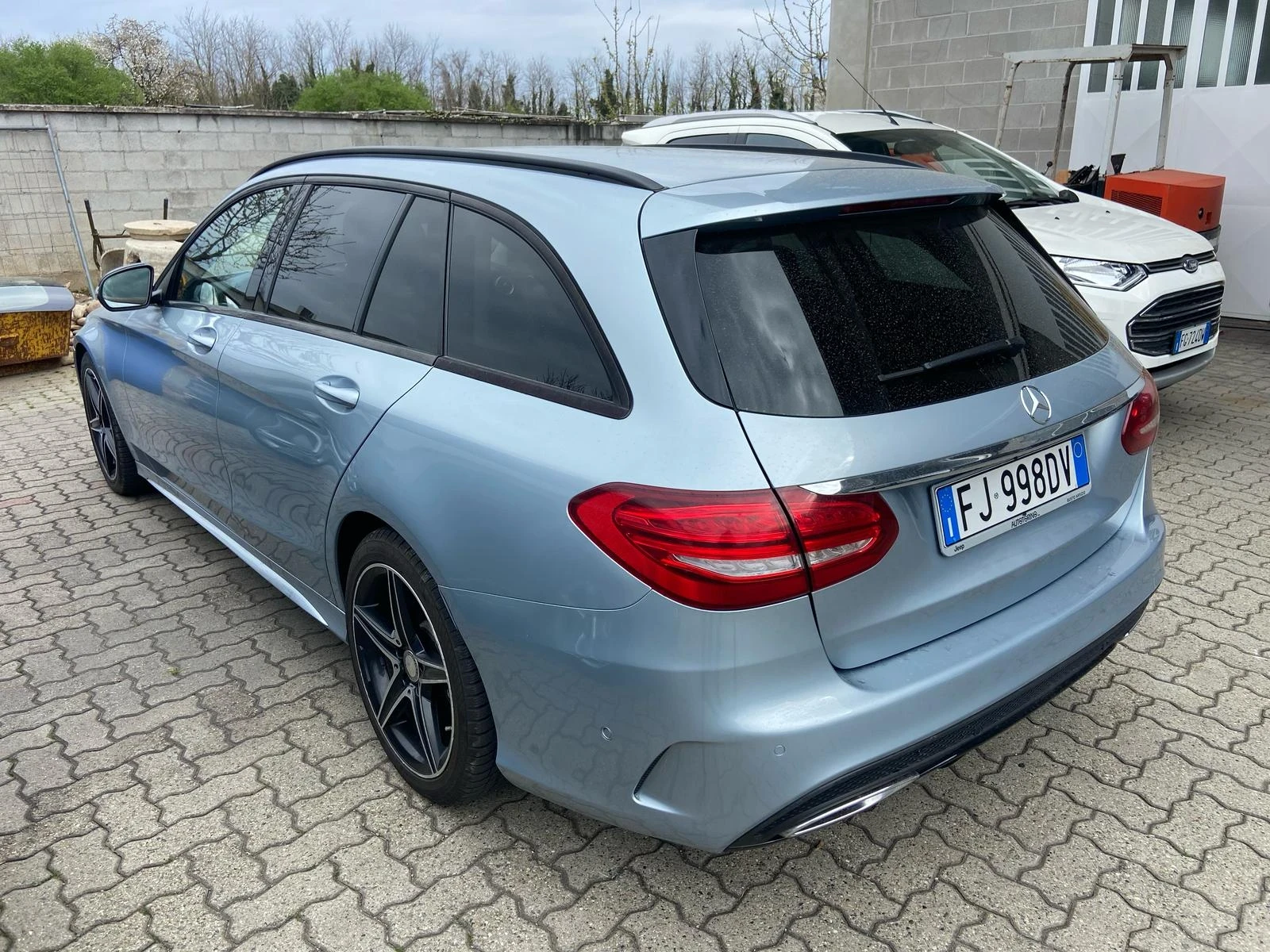Mercedes-Benz C 220 AMG Пакет 2.2cdi 170к.с Автоматик 2017г - изображение 3