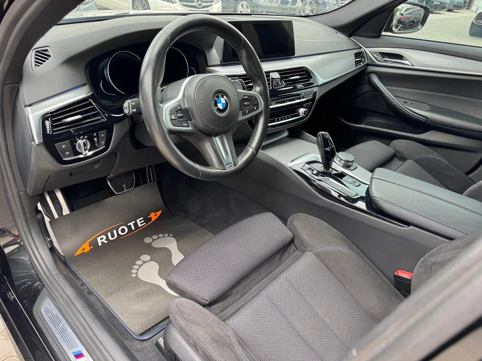 BMW 520 d M-Pack  - изображение 8