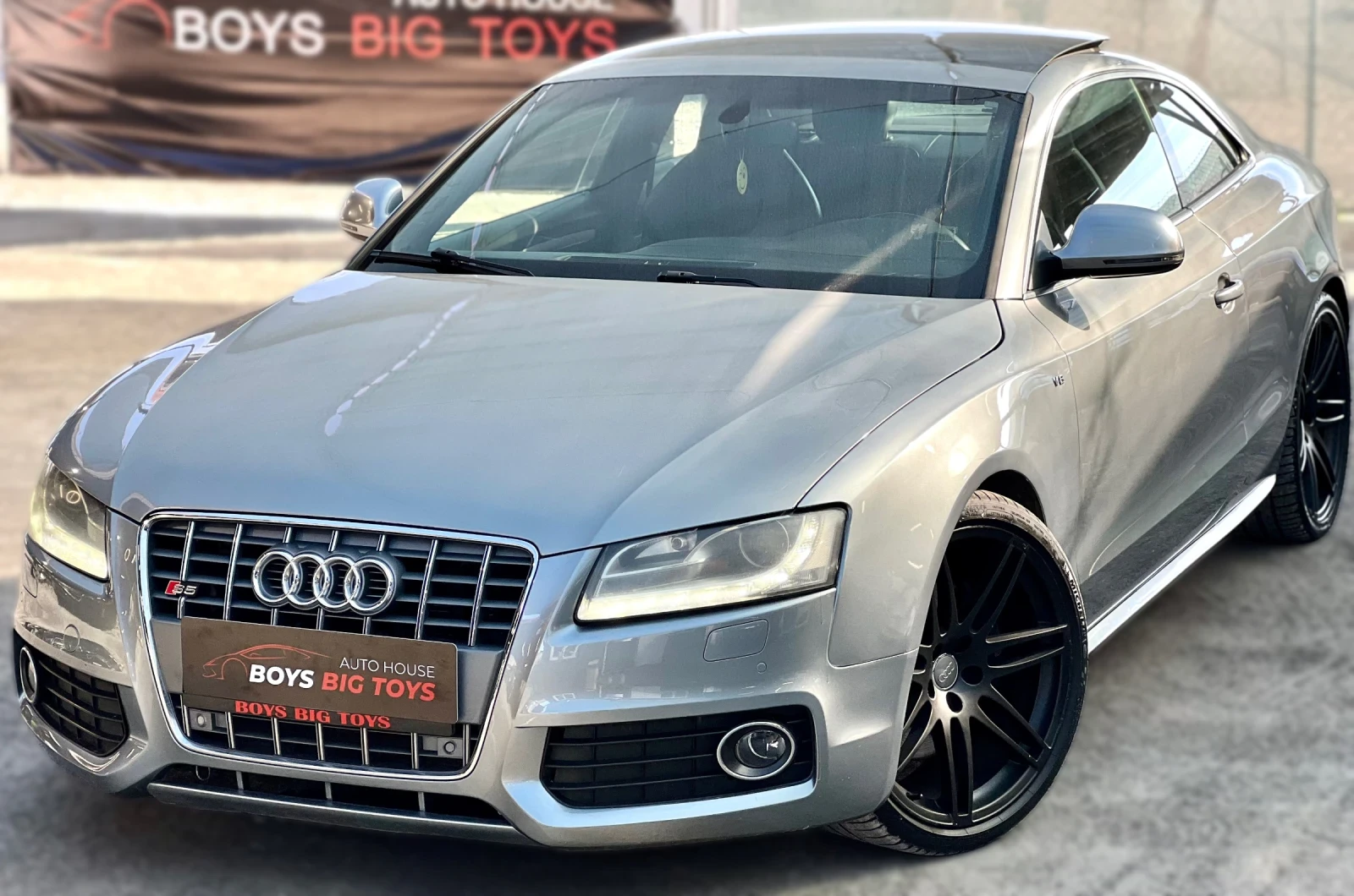Audi S5 4.2FSI* V8* Панорама* F1* Bang&Olufsen* Автомат* Q - изображение 2