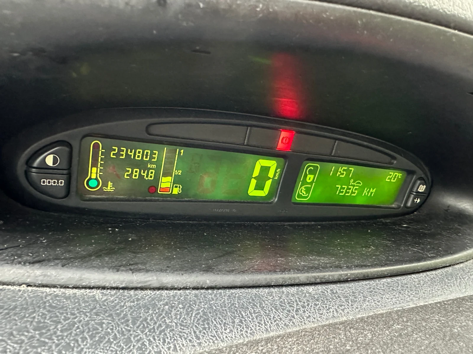 Citroen Xsara picasso 1.6 - изображение 9
