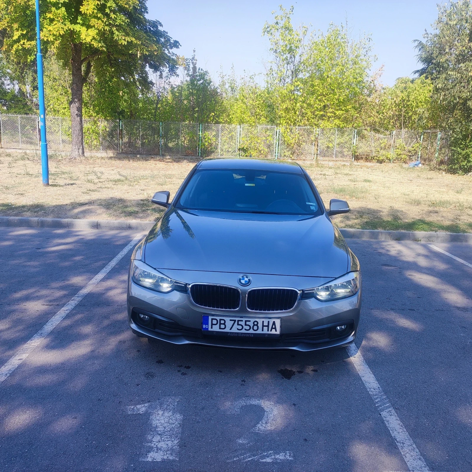 BMW 320 320D FACE - изображение 2