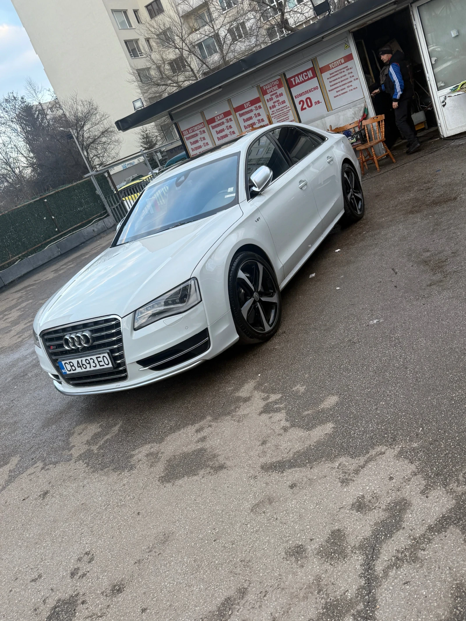 Audi S8    | Mobile.bg   14
