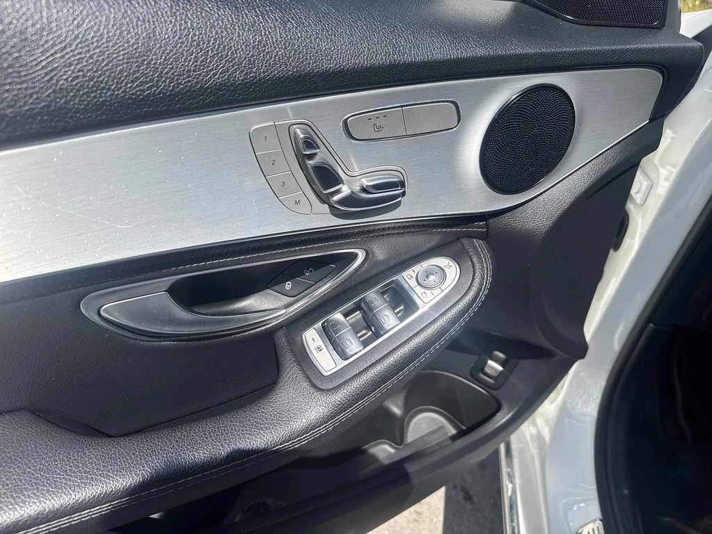 Mercedes-Benz C 300 * CARFAX *    | Mobile.bg   11