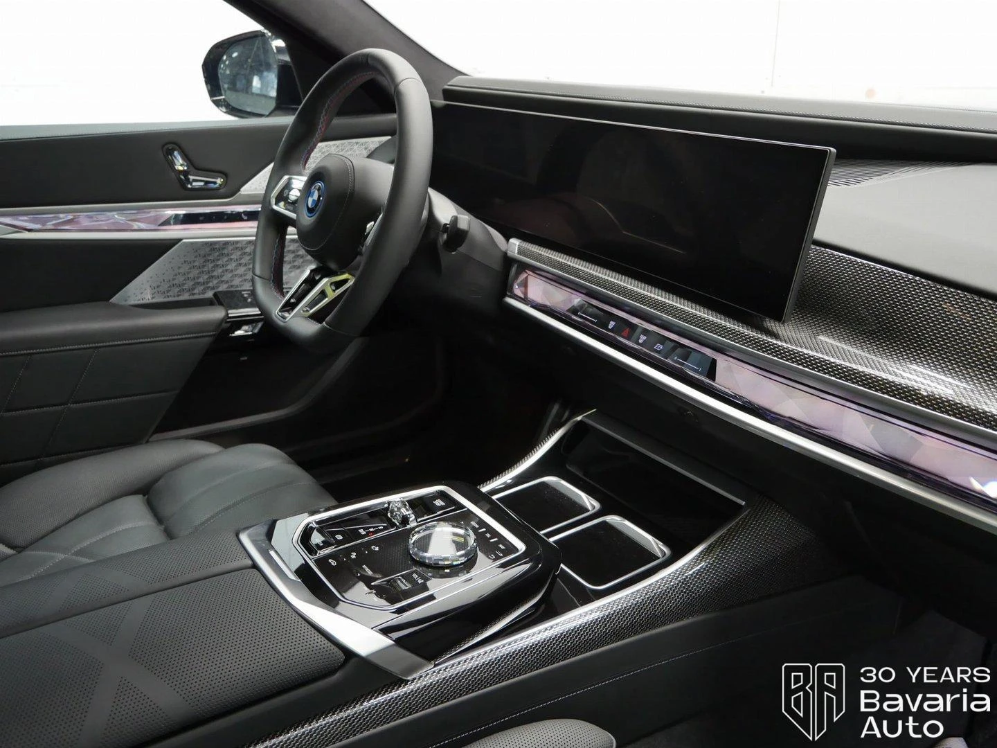 BMW i7 M70 xDrive | Mobile.bg   7