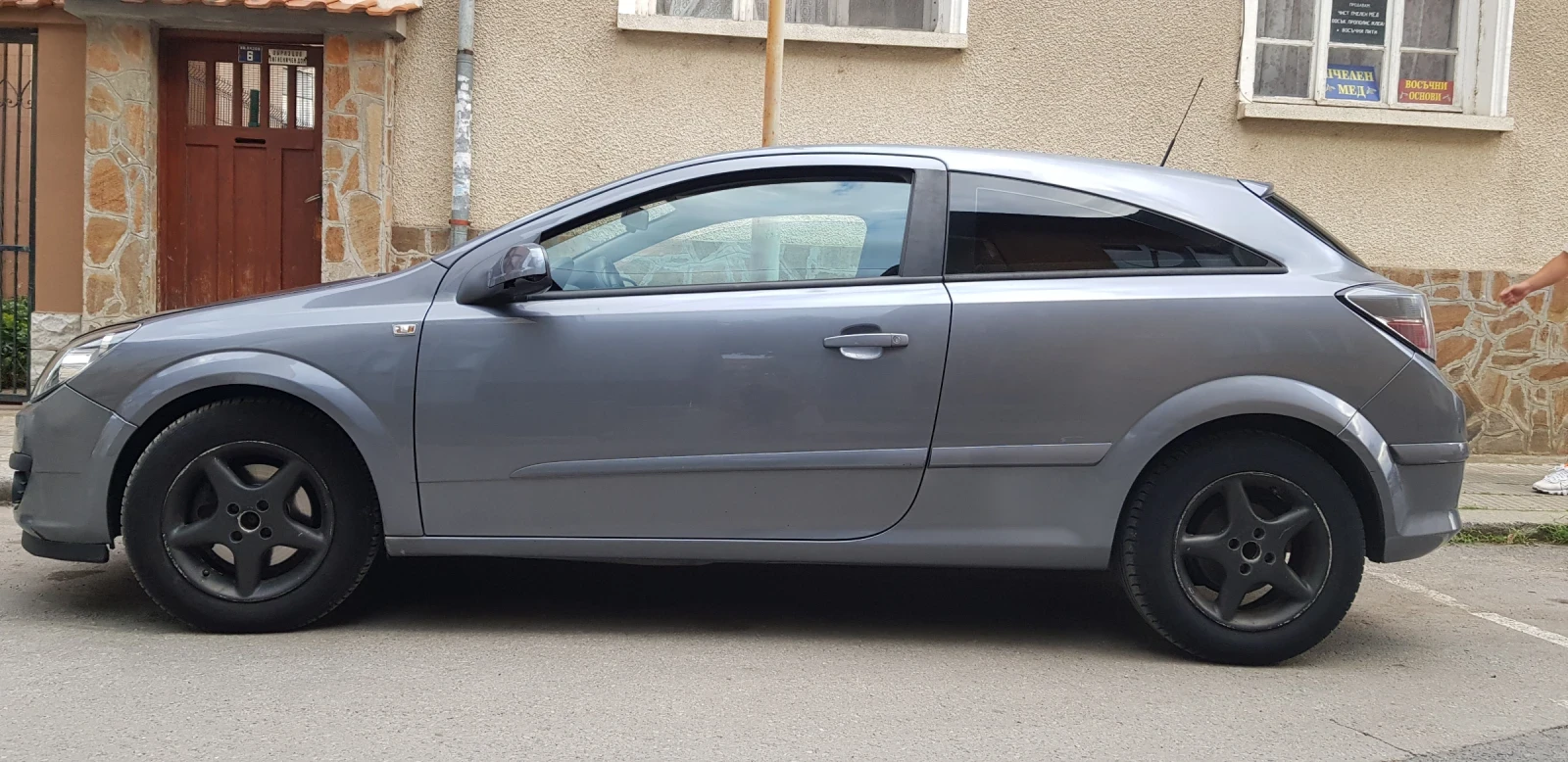 Opel Astra 1.4CTS - изображение 4