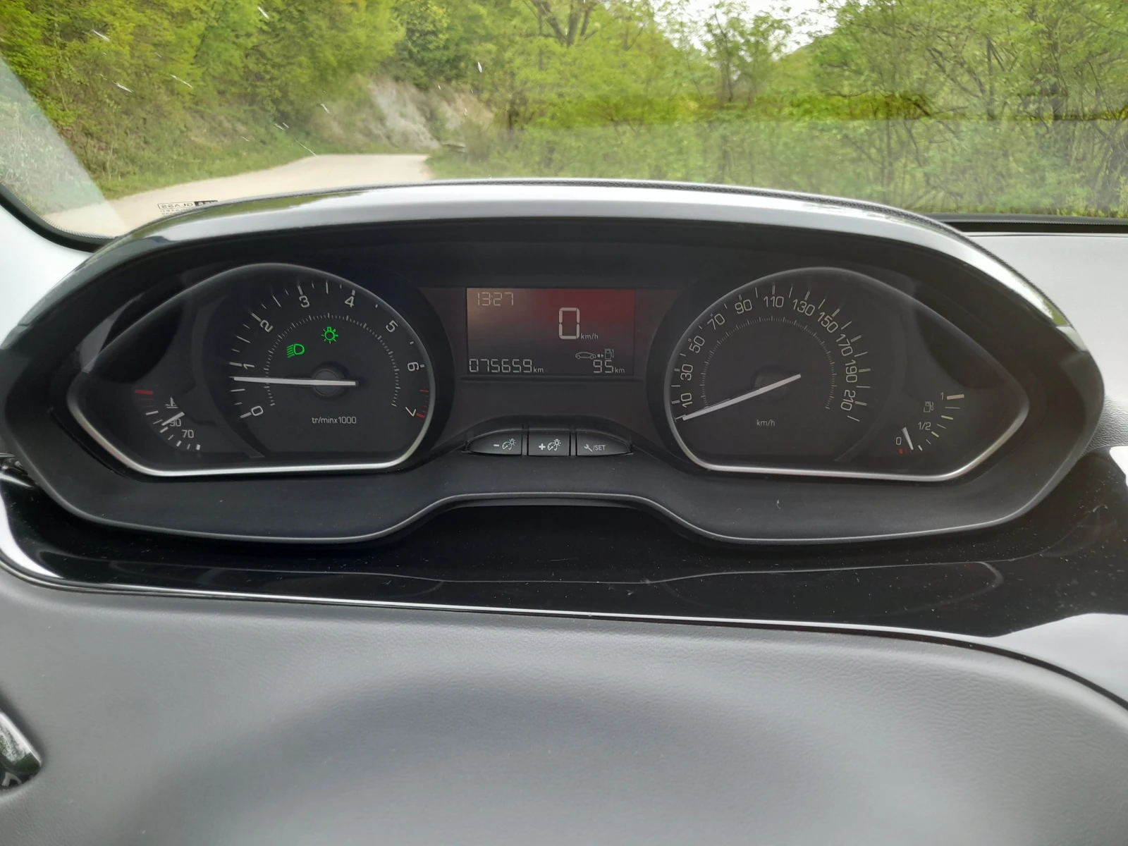 Peugeot 208 | Mobile.bg � ����������� 5