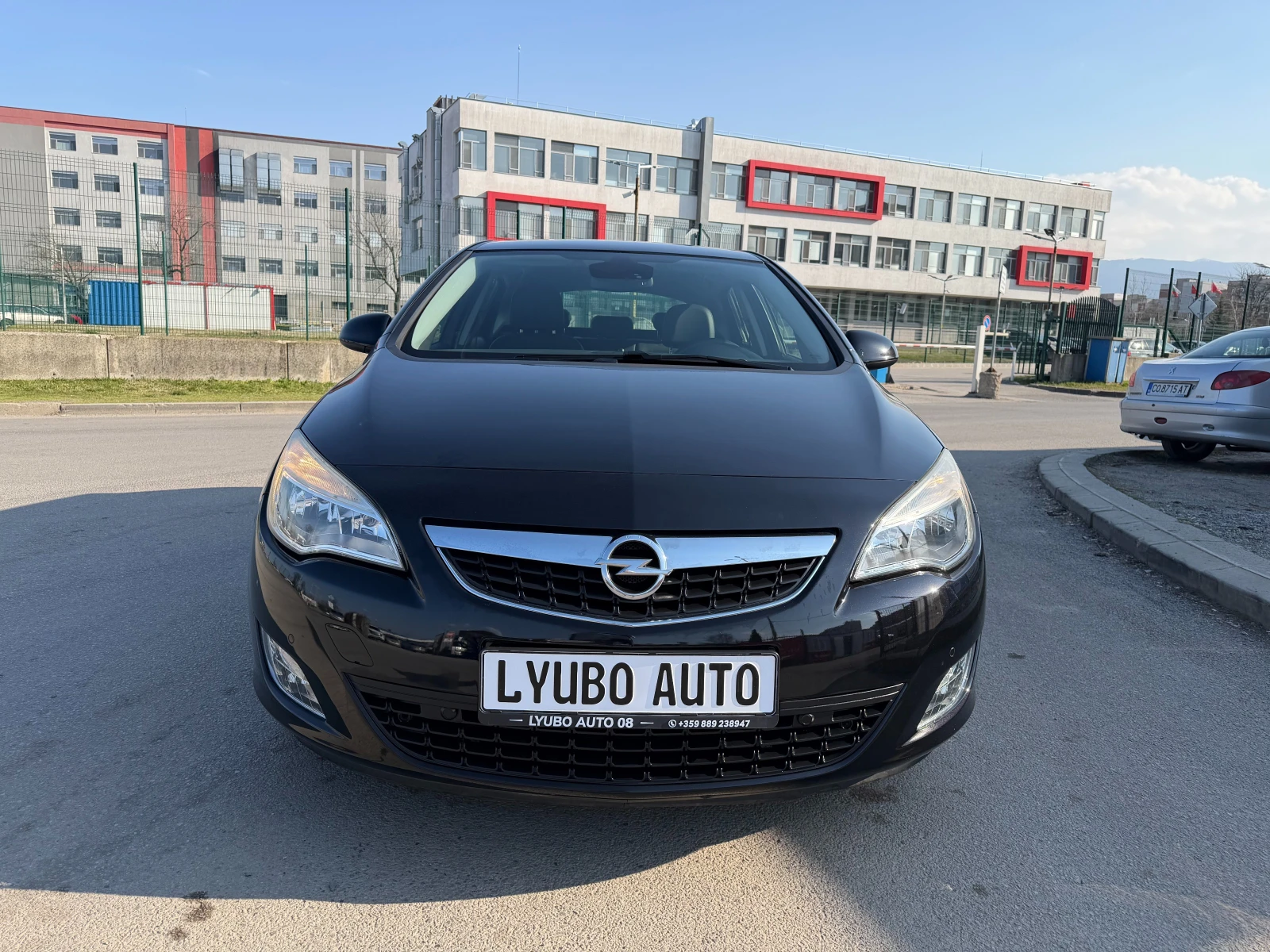 Opel Astra 1.7 CDTI COSMO FACE НАВИГАЦИЯ ПАРКТРОНИК КОЖА 6ск , снимка 2 - Автомобили и джипове - 53866067