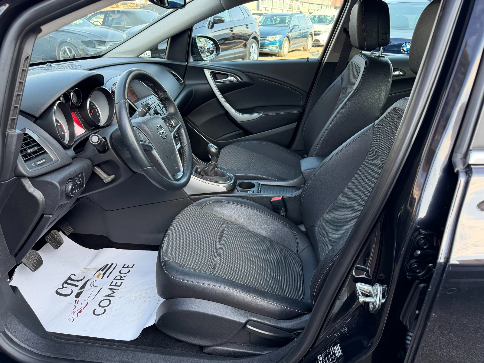 Opel Astra 1.7 CDTI COSMO FACE НАВИГАЦИЯ ПАРКТРОНИК КОЖА 6ск , снимка 7 - Автомобили и джипове - 53866067