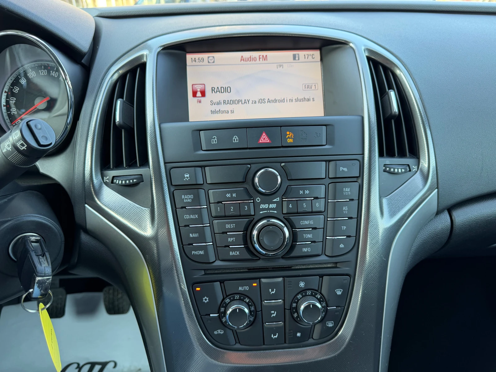 Opel Astra 1.7 CDTI COSMO FACE НАВИГАЦИЯ ПАРКТРОНИК КОЖА 6ск , снимка 10 - Автомобили и джипове - 53866067