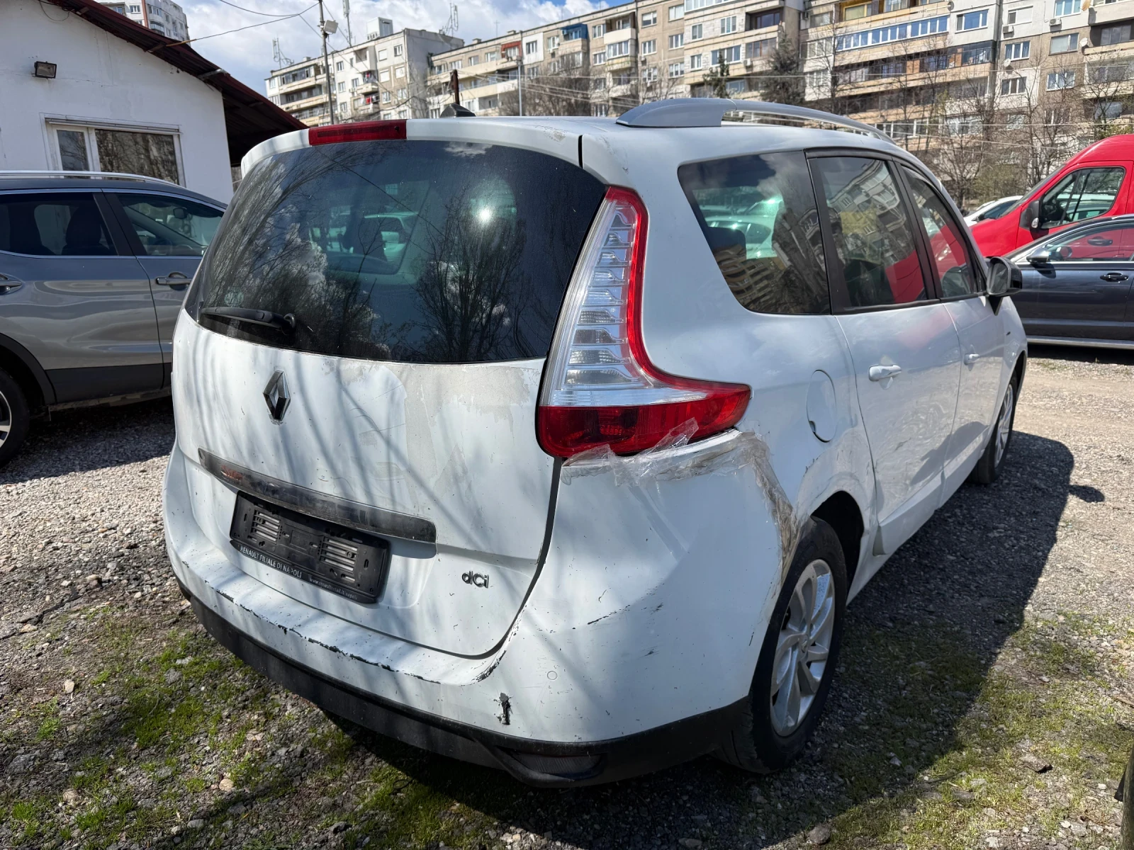 Renault Grand scenic 1.5 DCI LIMITED* * 7-МЕСТЕН* * , снимка 5 - Автомобили и джипове - 54158167