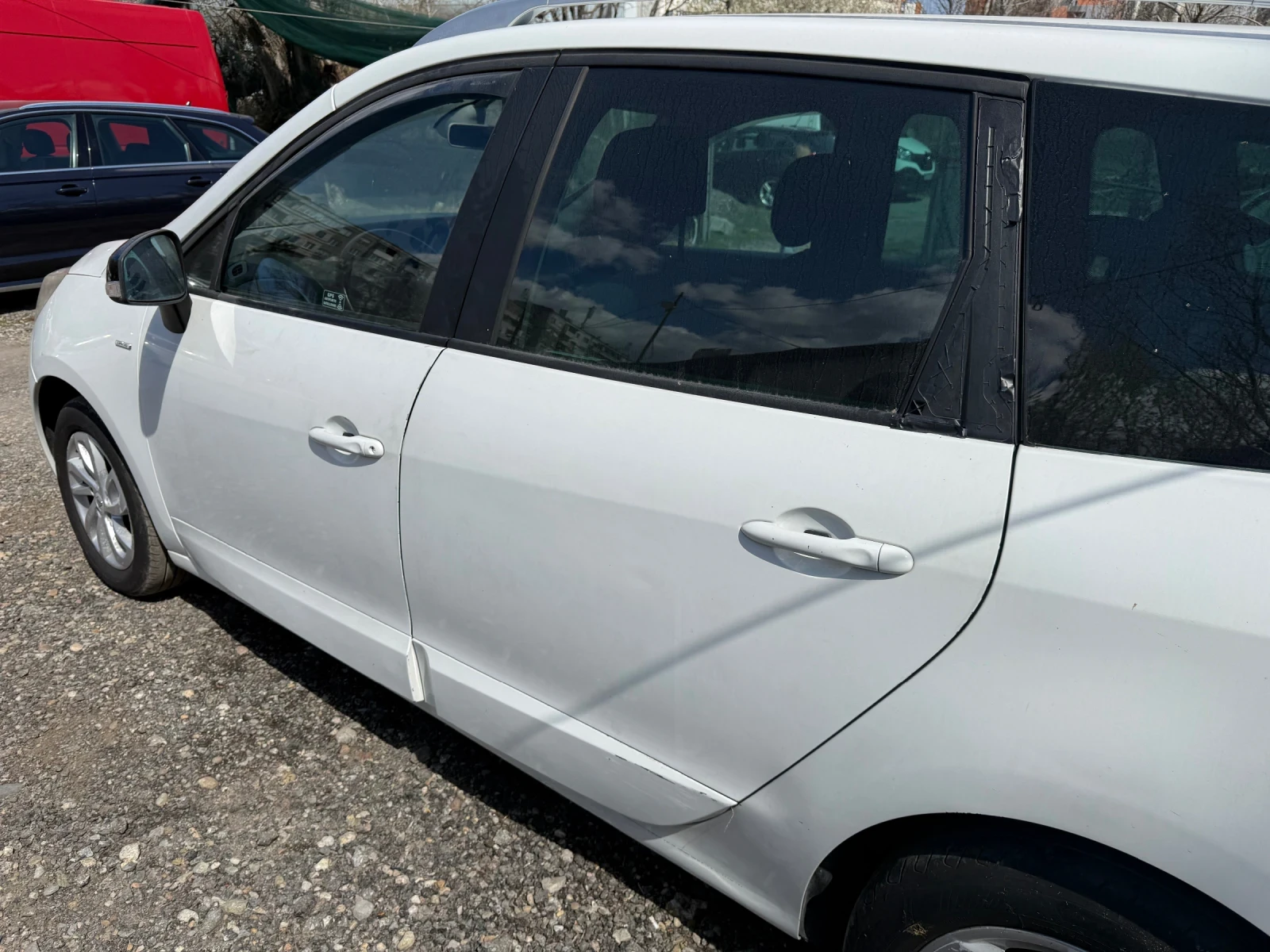 Renault Grand scenic 1.5 DCI LIMITED* * 7-МЕСТЕН* * , снимка 8 - Автомобили и джипове - 54158167