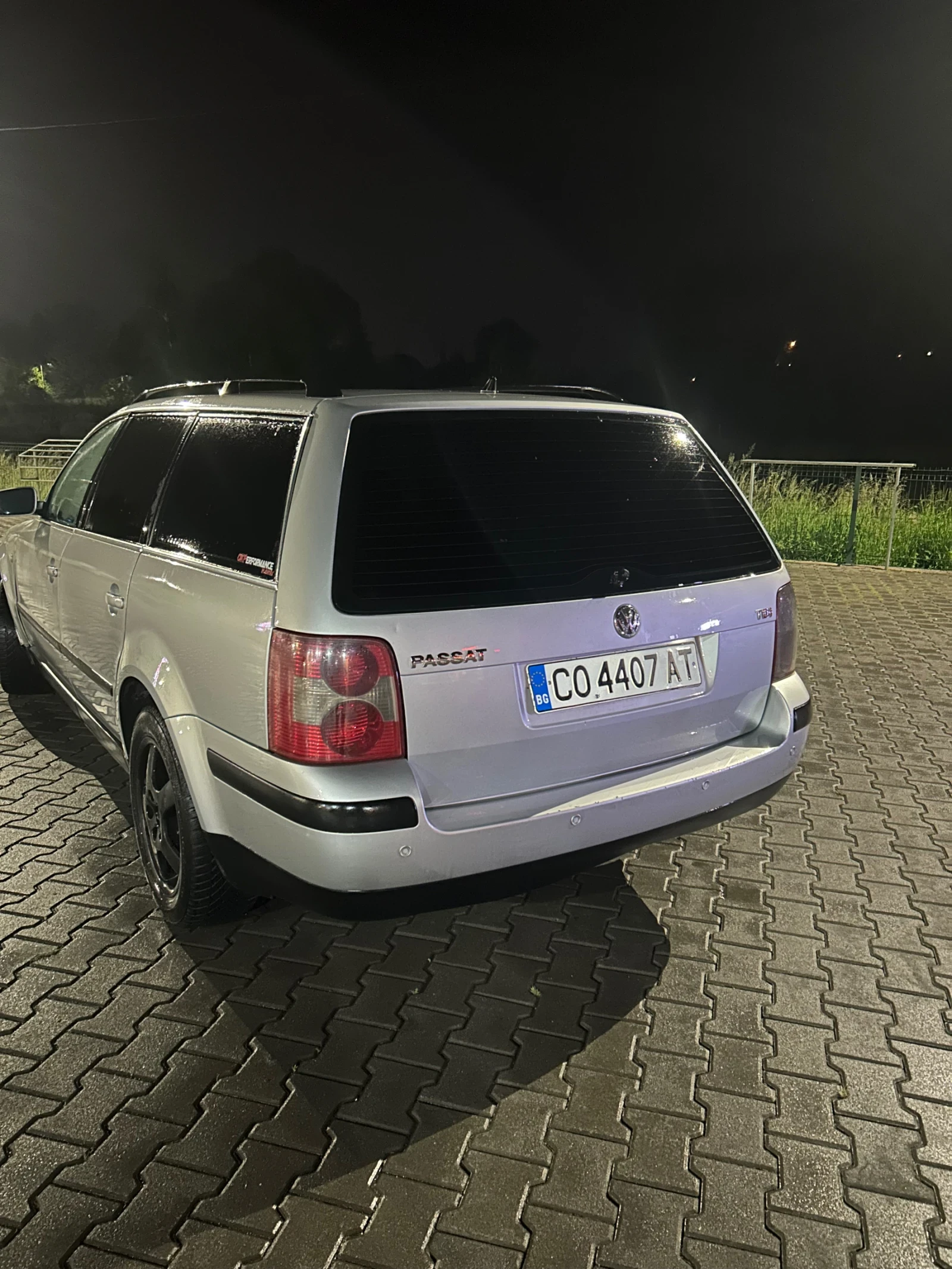 VW Passat, снимка 7 - Автомобили и джипове - 54655433