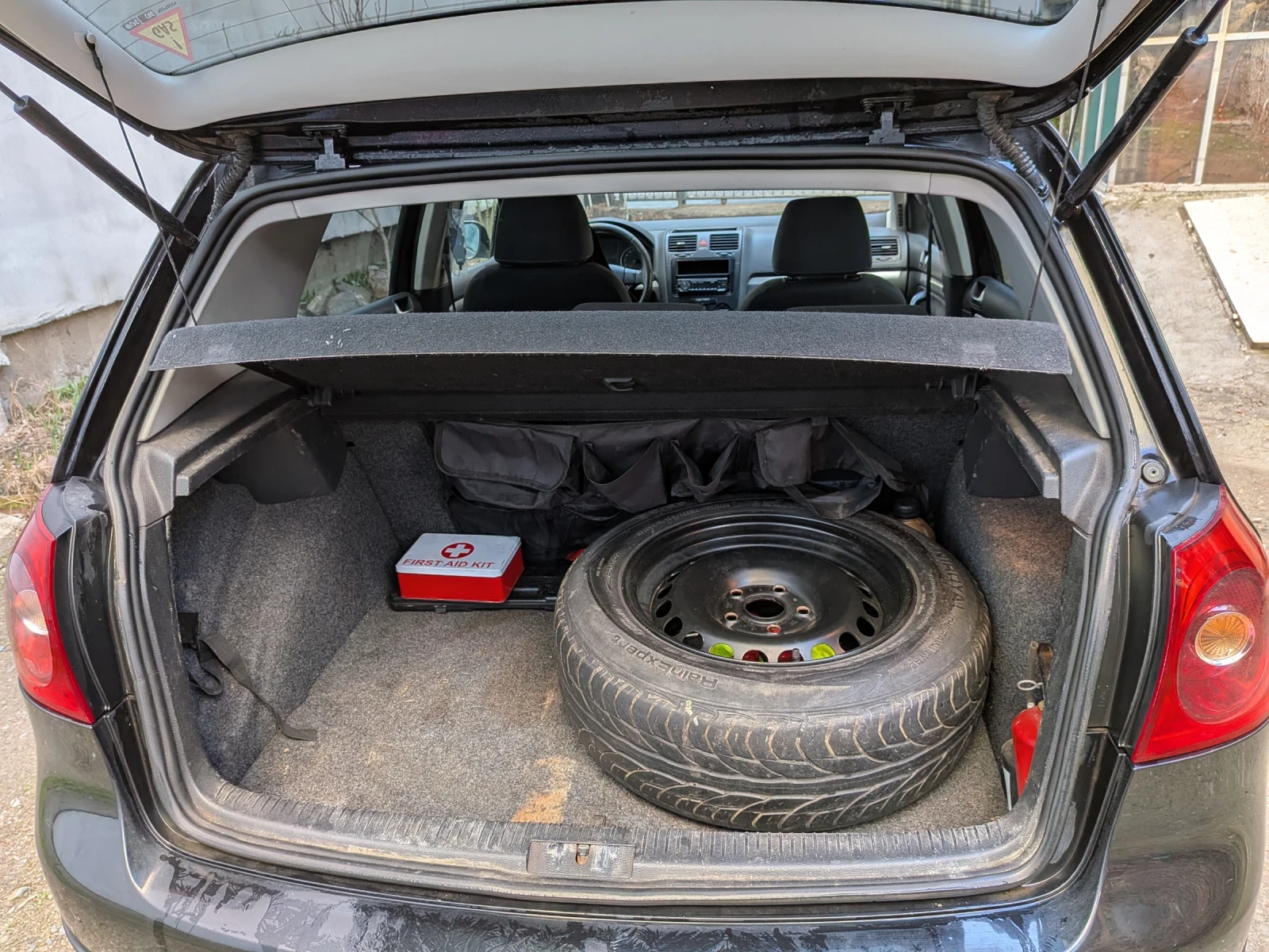 VW Golf 1.6 бензин/газ, снимка 7 - Автомобили и джипове - 54796459