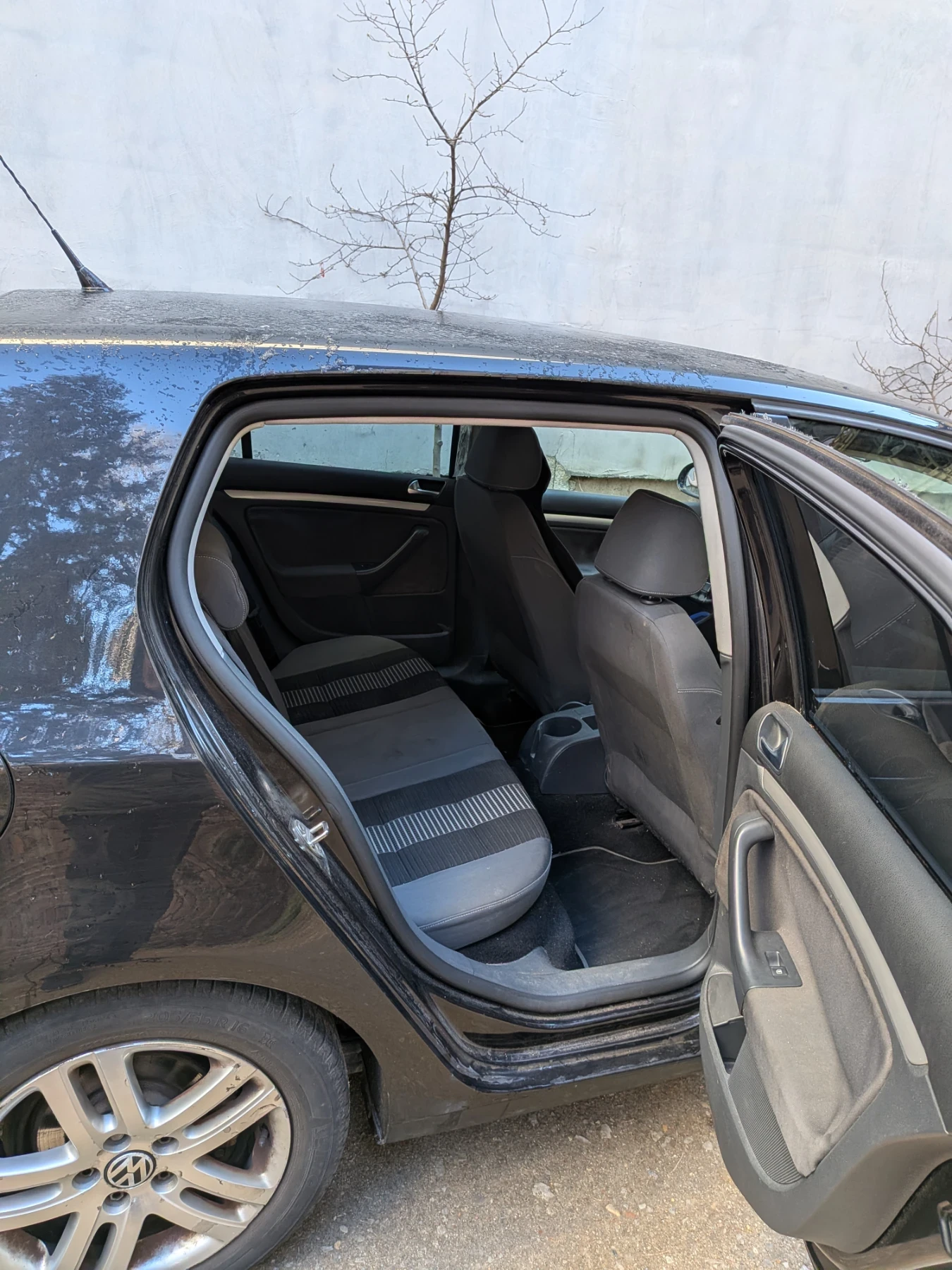 VW Golf 1.6 бензин/газ, снимка 6 - Автомобили и джипове - 54796459