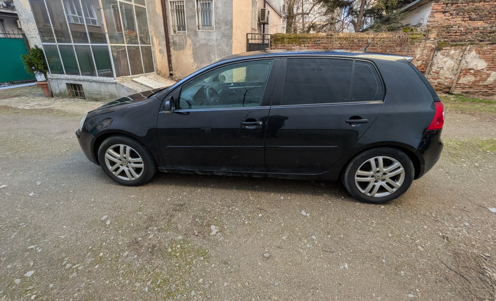 VW Golf 1.6 бензин/газ, снимка 2 - Автомобили и джипове - 54796459