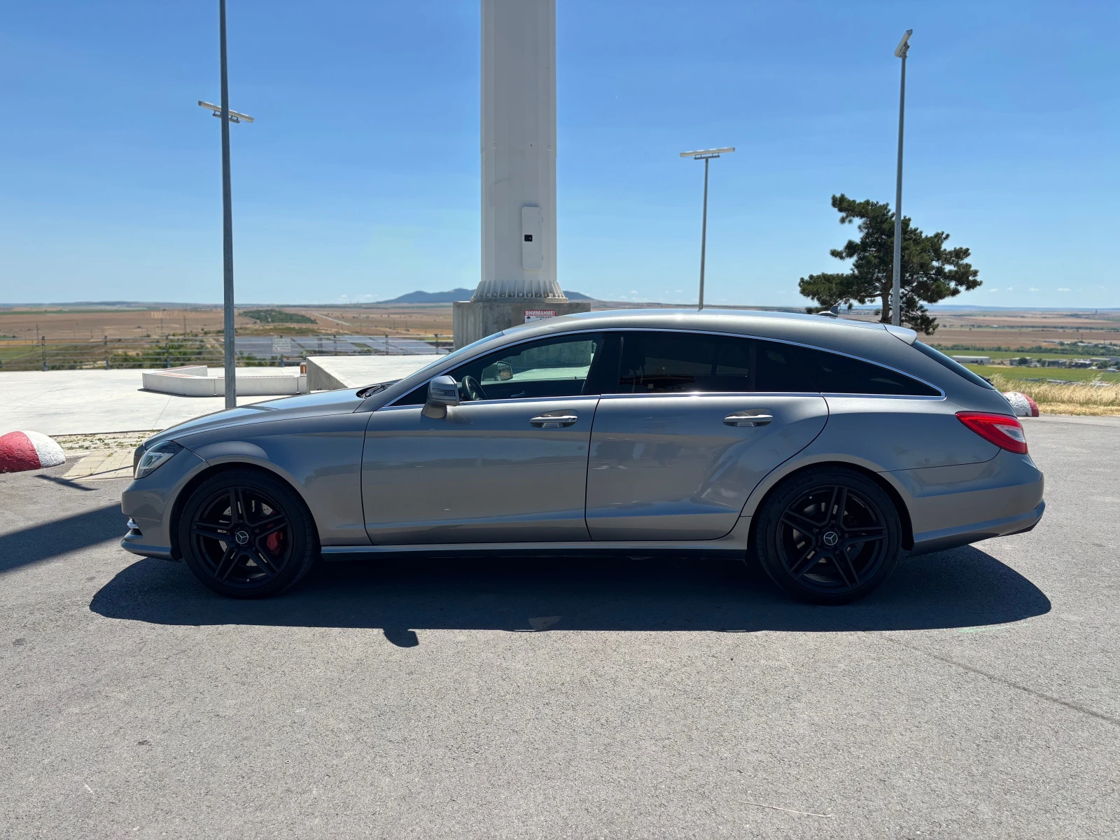 Mercedes-Benz CLS 350 Shooting Brake / AMG PACK, снимка 6 - Автомобили и джипове - 55096574