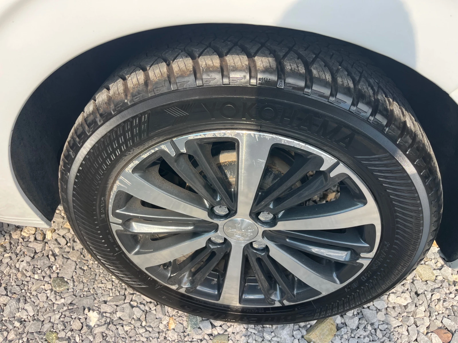 Peugeot 208 1.2 NAVI KAMERA , снимка 14 - Автомобили и джипове - 55583698
