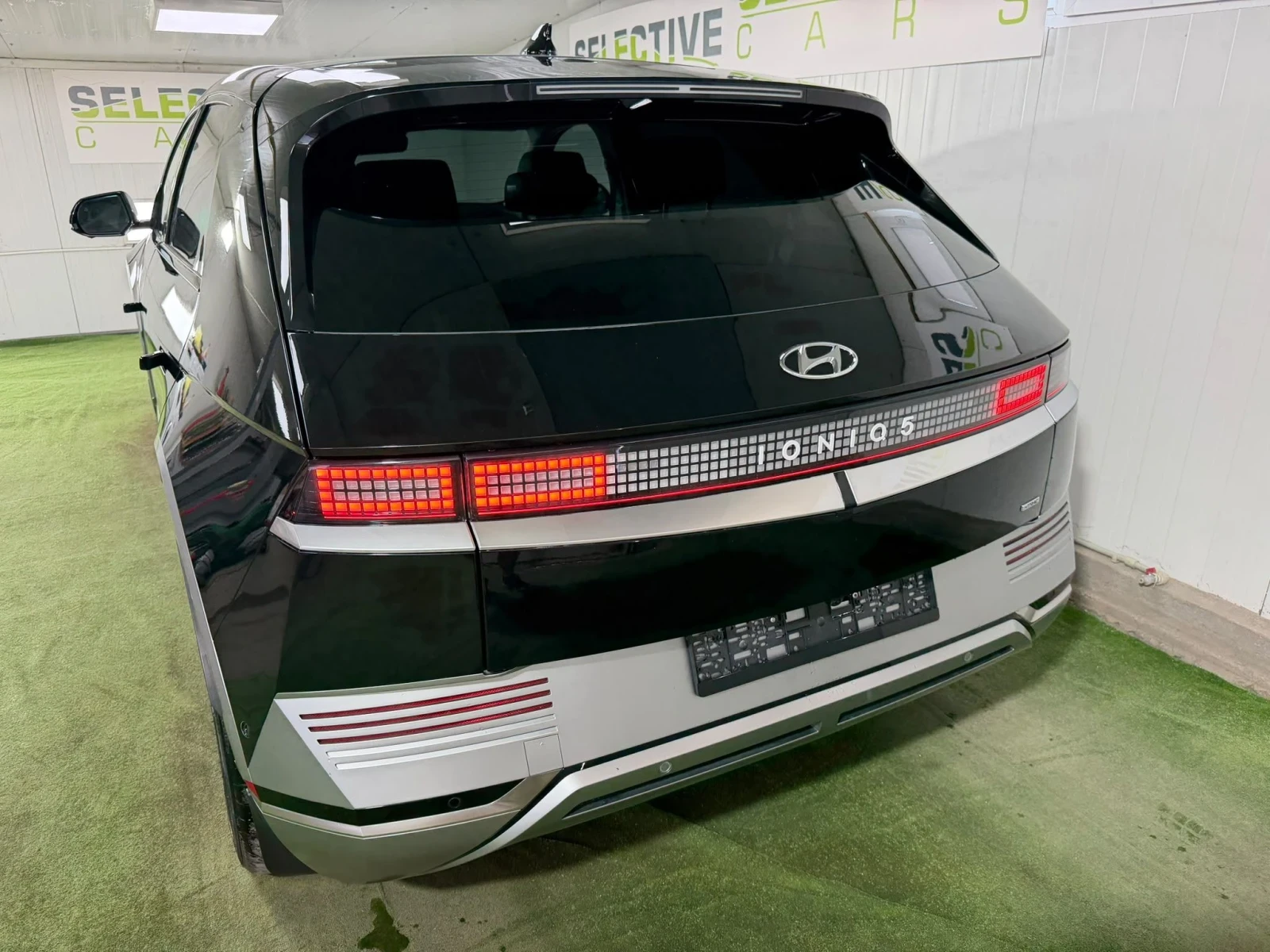 Hyundai Ioniq 5 LONG RANGE* AWD* Ultimate* 2700km* 2024, снимка 5 - Автомобили и джипове - 55768147