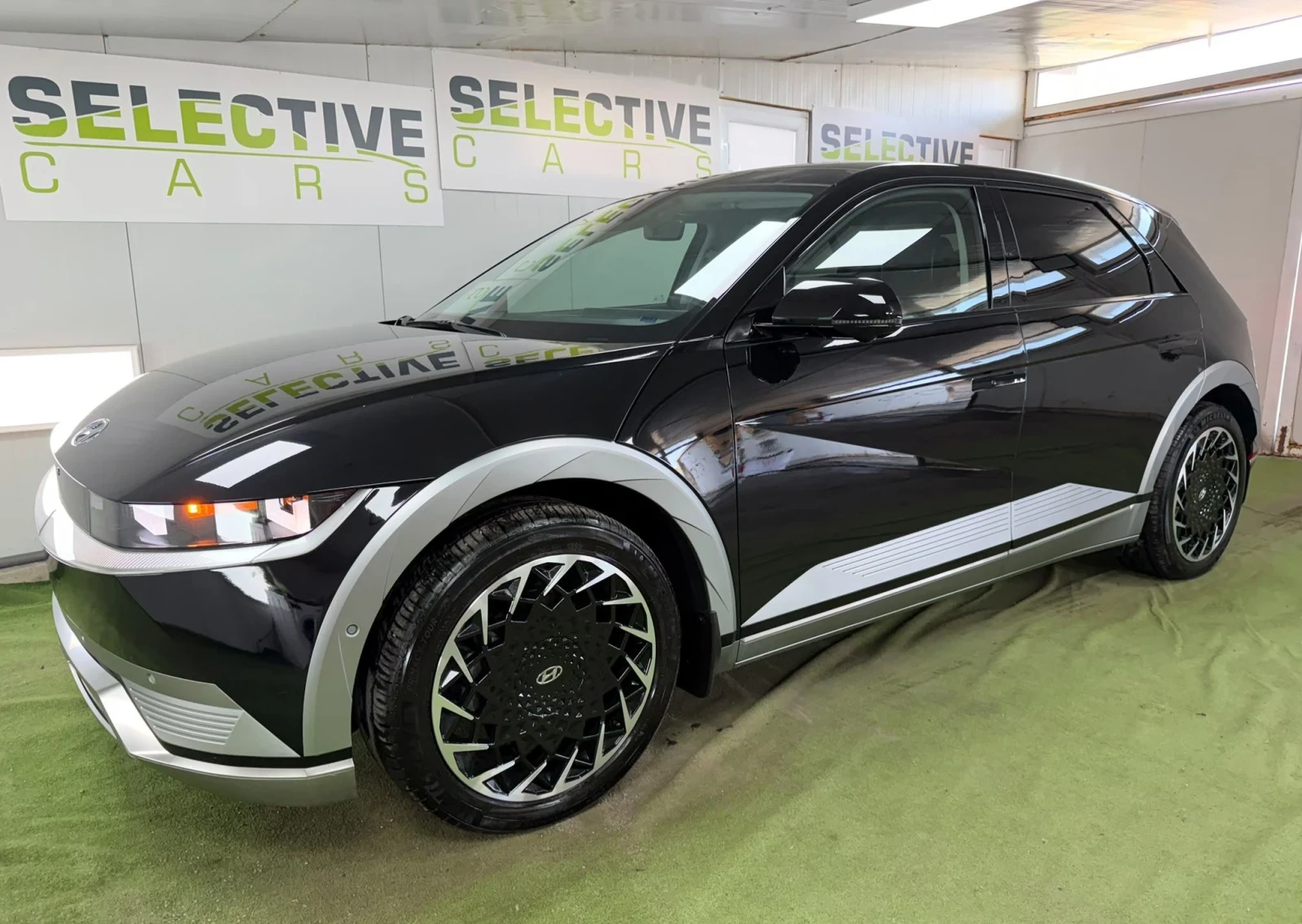 Hyundai Ioniq 5 LONG RANGE* AWD* Ultimate* 2700km* 2024, снимка 3 - Автомобили и джипове - 55768147