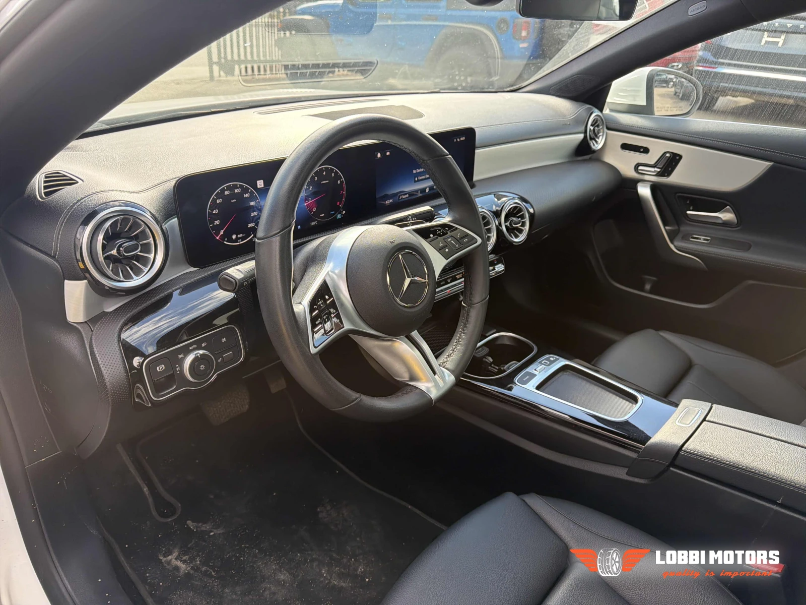 Mercedes-Benz CLA, снимка 11 - Автомобили и джипове - 56103697