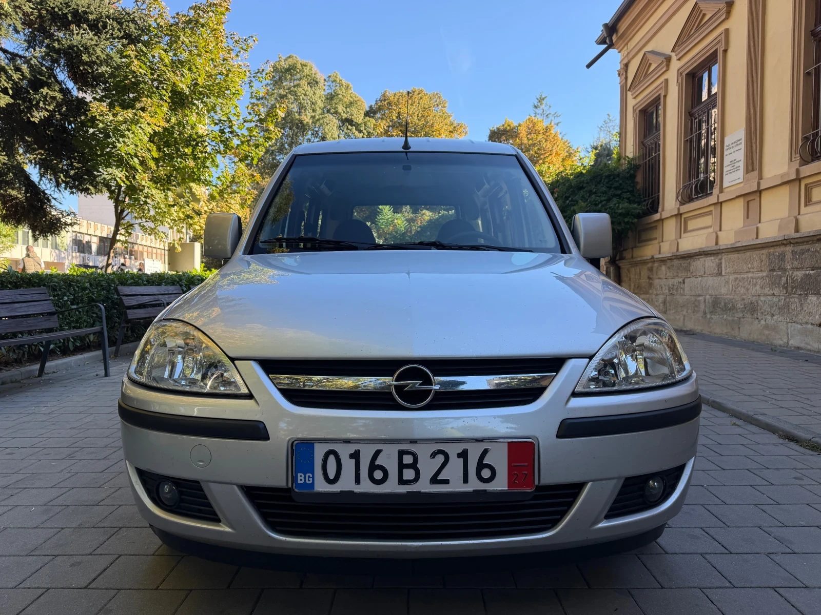 Opel Combo, снимка 6 - Автомобили и джипове - 56352269