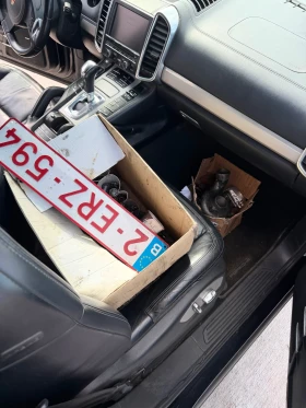Porsche Cayenne Цяла за Части, снимка 11