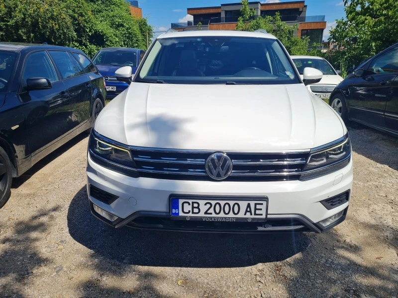 VW Tiguan 2.0 4х4 Digital full led, снимка 3 - Автомобили и джипове - 46464115