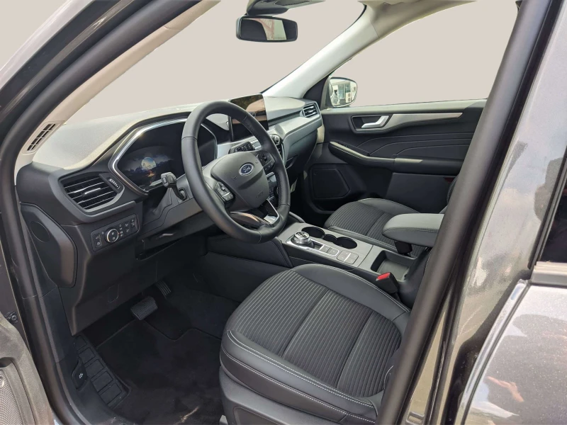 Ford Kuga 2.5, снимка 7 - Автомобили и джипове - 47943168