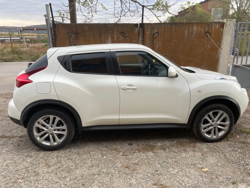 Nissan Juke 1.6i газ-бензин , снимка 8 - Автомобили и джипове - 49134235