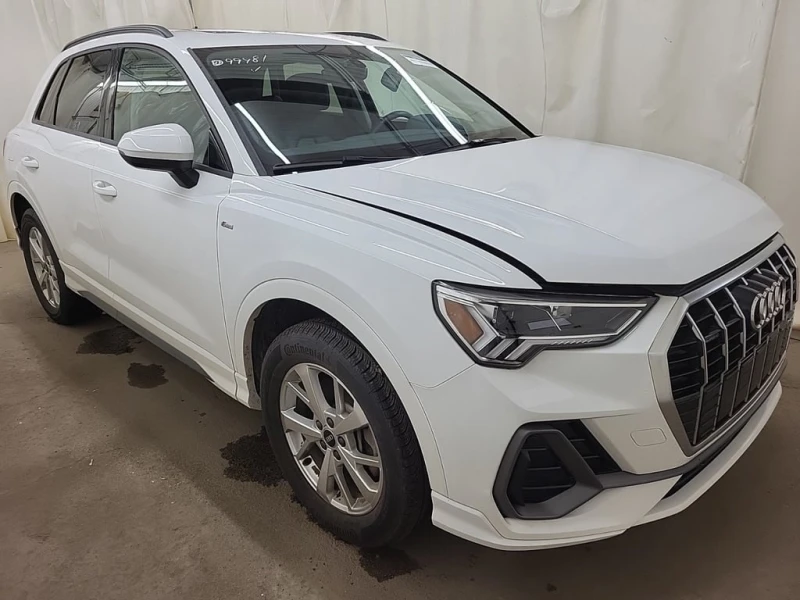 Audi Q3 * KOMFORT * CARFAX * БЕЗ ПЪРВОНАЧАЛНА ВНОСКА, снимка 2 - Автомобили и джипове - 52724963