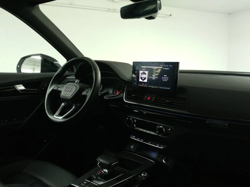 Audi Q5 * 45 KOMFORT QUATTRO VORSPRUNG ANGLE MORT| CARPLAY, снимка 7 - Автомобили и джипове - 52842845