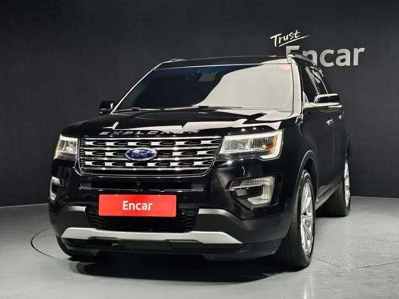 Ford Explorer 2.3 AWD, снимка 3 - Автомобили и джипове - 54351943