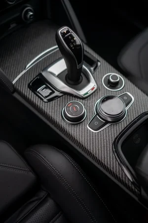 Alfa Romeo Stelvio Quadrifoglio На части 2.9 Bi Turbo, снимка 11 - Автомобили и джипове - 56155679