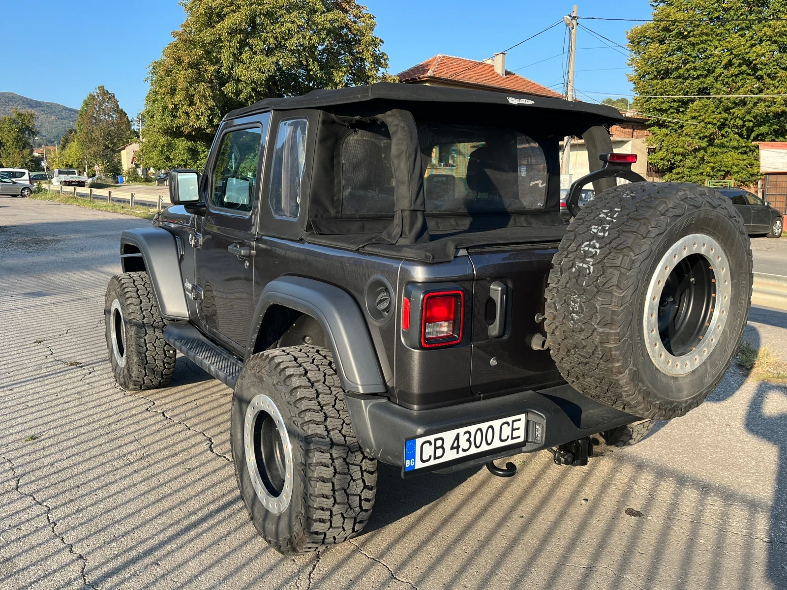 Jeep Wrangler Sport  - изображение 6