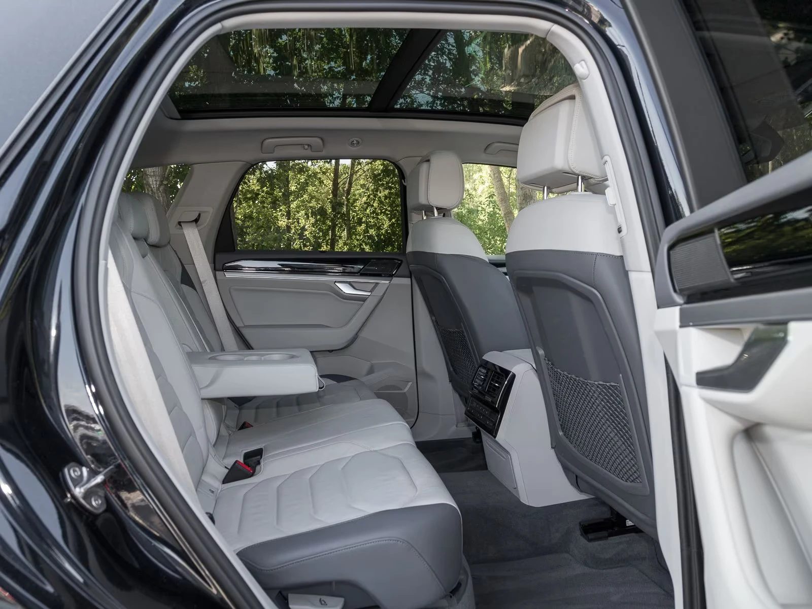 VW Touareg 3.0/231HP/V6/ELEGANCE/PANO/MATRIX/4x4/CAM/NAV/698v - изображение 9