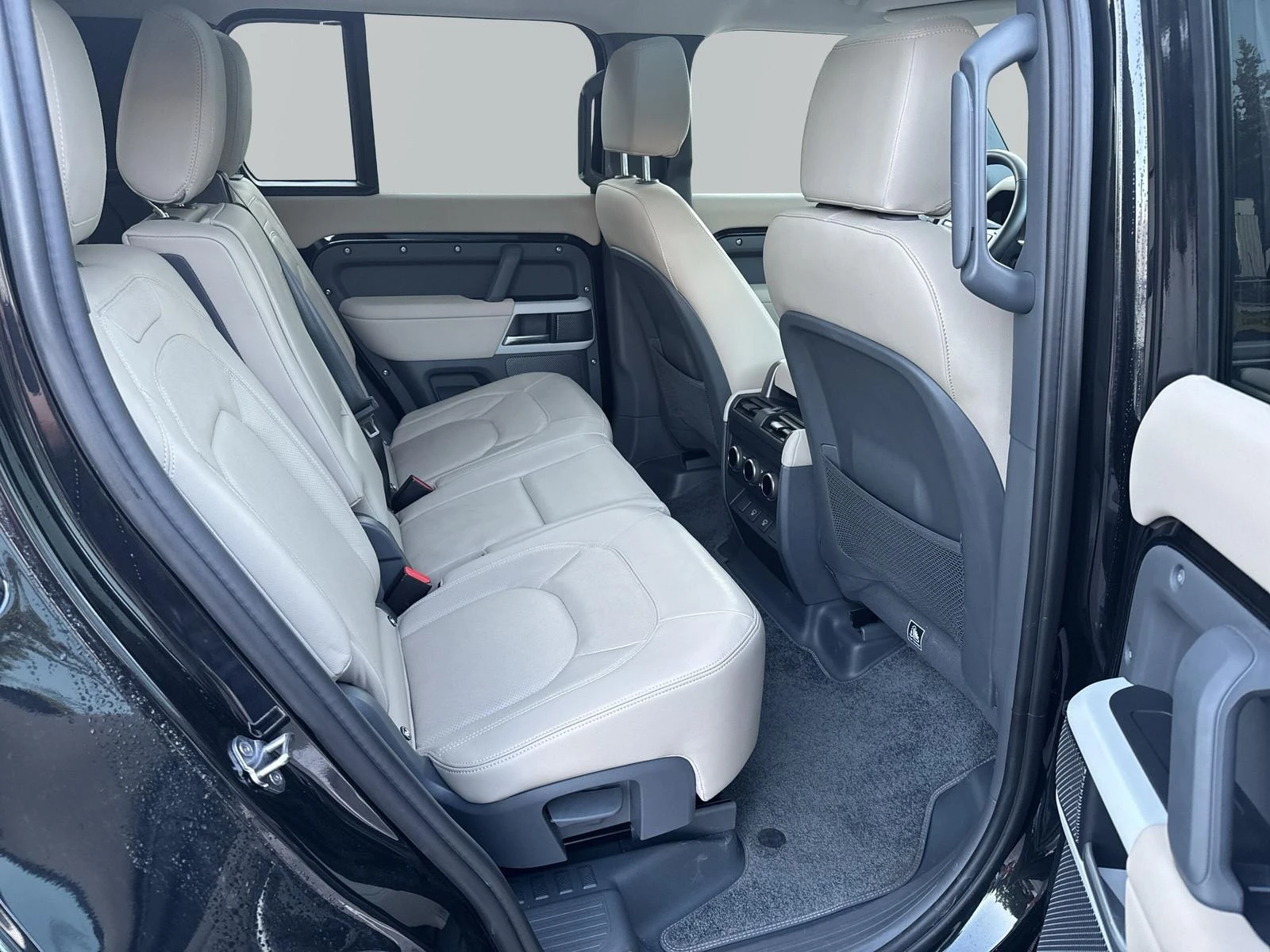 Land Rover Defender 110 SE P400 PANO HEAD UP 360 CAMERA  | Mobile.bg   11