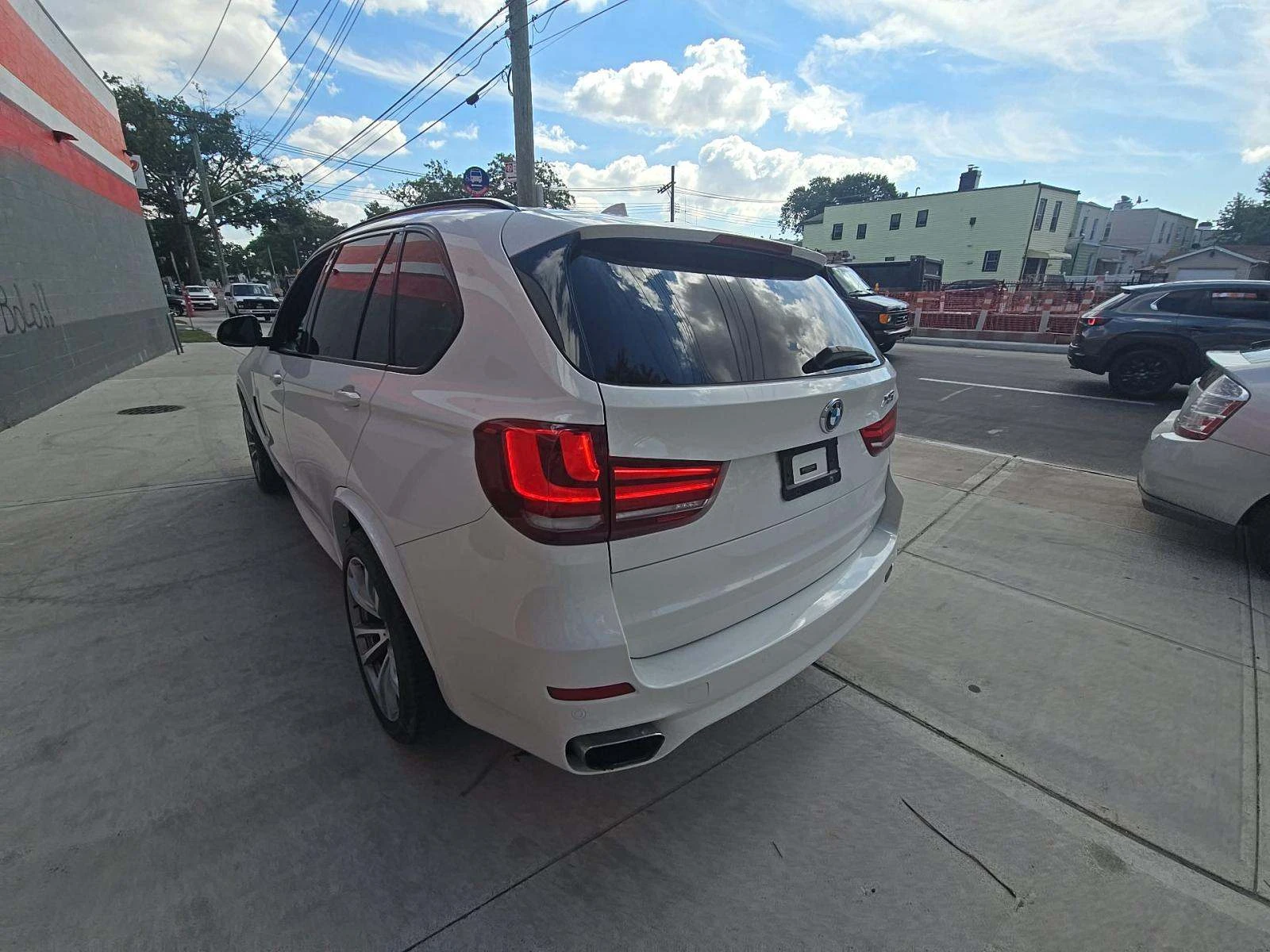 BMW X5 xDrive35i * CARFAX* ОПЦИЯ ЗА ФИНАНСИРАНЕ*  - изображение 4